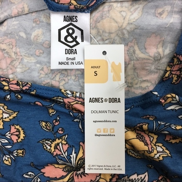 AGNES & DORA Dolman Tunic Top Blue Floral For the Love Cornflower Size Small NWT - Picture 7 of 11